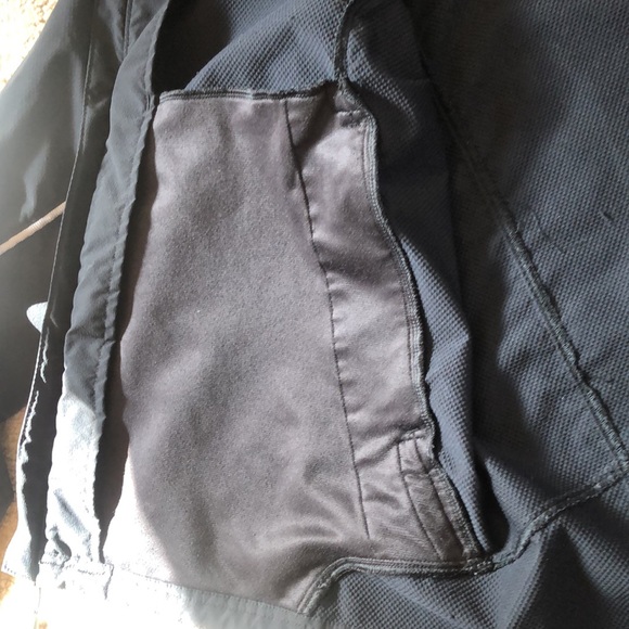 GQ Under Armour large - Picture 3 of 8